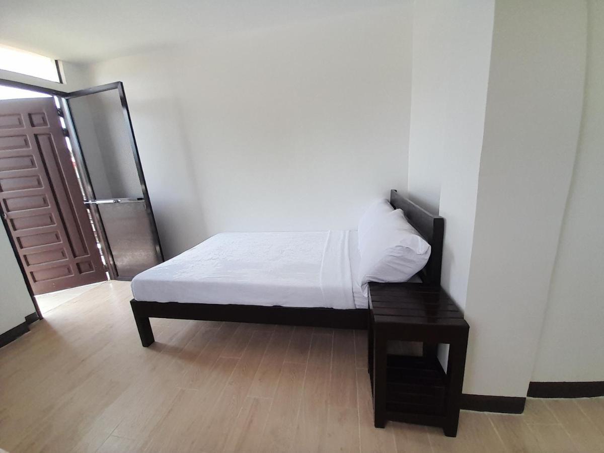 Palawan Residence Puerto Princesa Ngoại thất bức ảnh